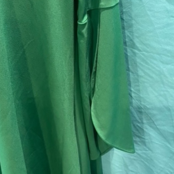 Alfani Green Tunic Top with Flared Sleeves - Picture 7 of 10